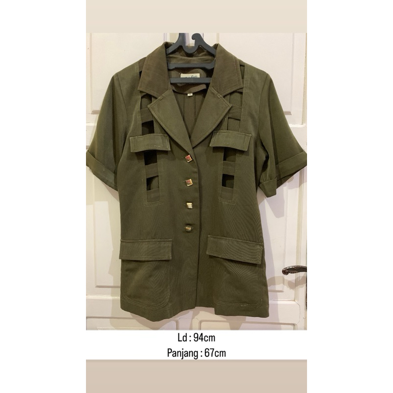 Preloved Outer Hijau Army