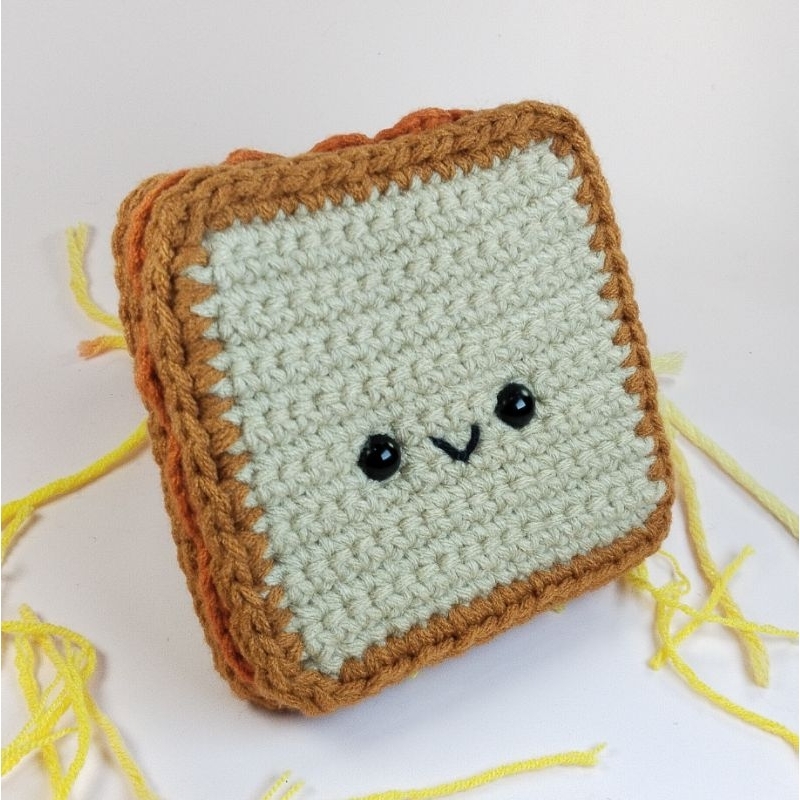 Amigurumi Grilled Cheese / Boneka Rajutan Roti Bakar Keju / Boneka Crochet Handmade