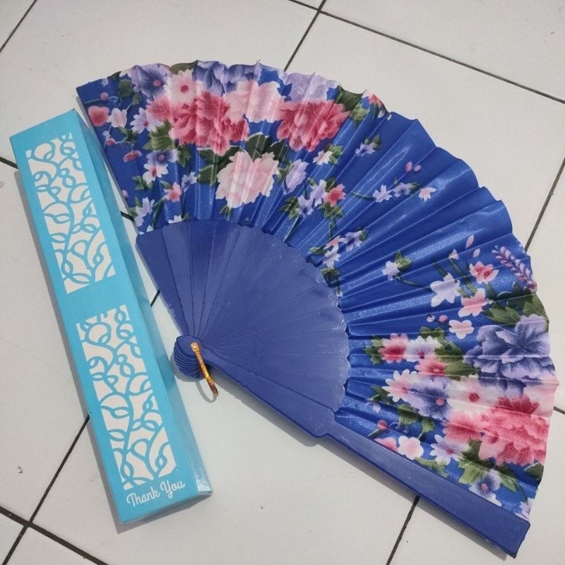 

Box Taplak Meja, box Kipas / Box kemoceng Box motif Lembaran