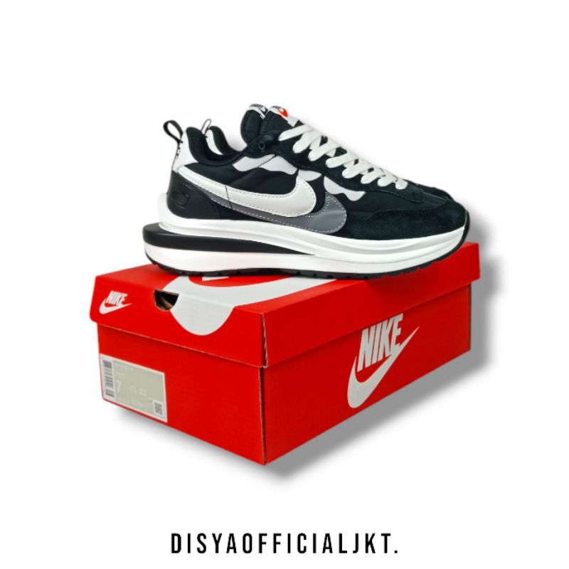 Sepatu•Sacai Vaporfly black white pria wanita import