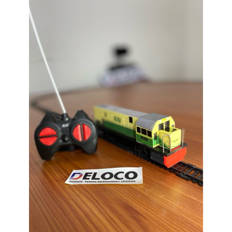 Miniatur Kereta Api Lokomotif cc201 vintage Mesin RC bisa jalan,pakai remot control,paling murah,Mai