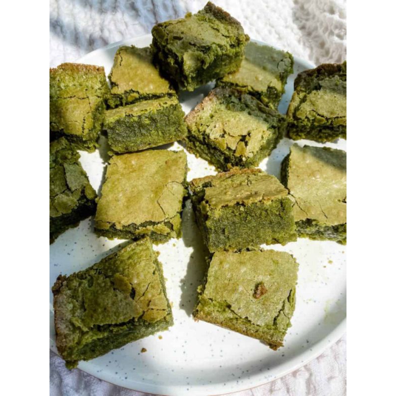 

(PREMIUM) BROWNIES MATCHA SIZE 22x22 + SECRET GIFT SPECIAL EDITION