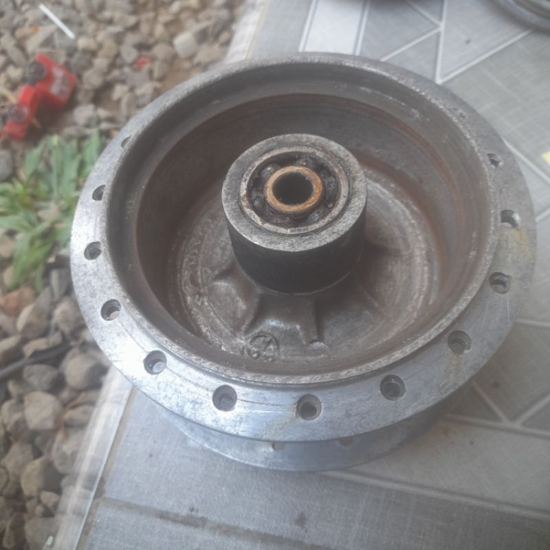 tromol belakang suzuki TRS copotan ori