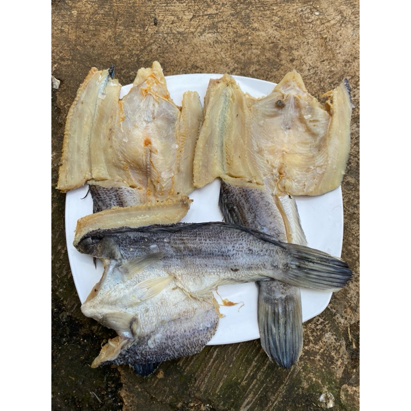 

ikan asin Gabus air tawar/gabus rawa kering = 250g/500g/1kg best seller