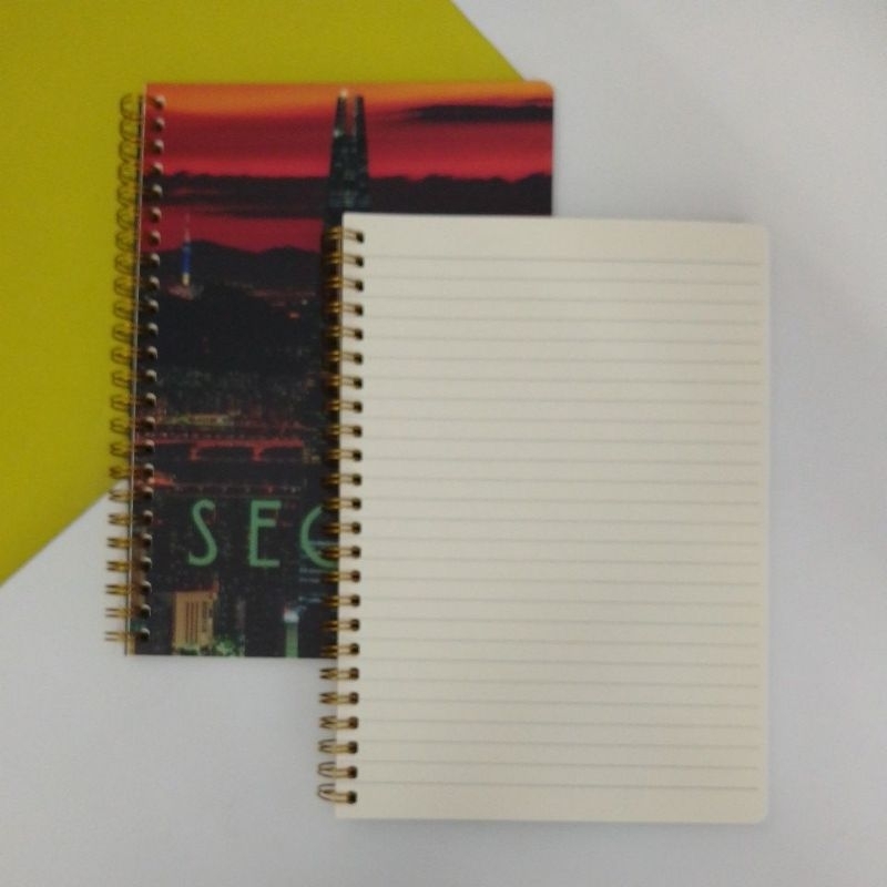 

￼NOTEBOOK OXFORD AESTHETIC BUKU TULIS catatan SPIRAL A5 80S D233A5