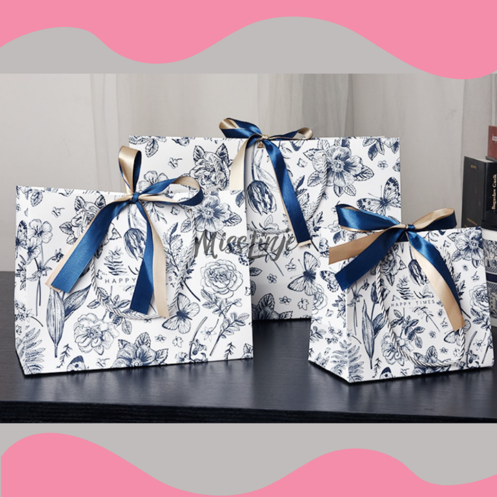 

MissLinje Paperbag Paper Bag Tas Kantong Karton Hadiah Hampers Goodiebag Souvenir Motif Bunga Aesthetic Kekinian Dapat Pita Premium