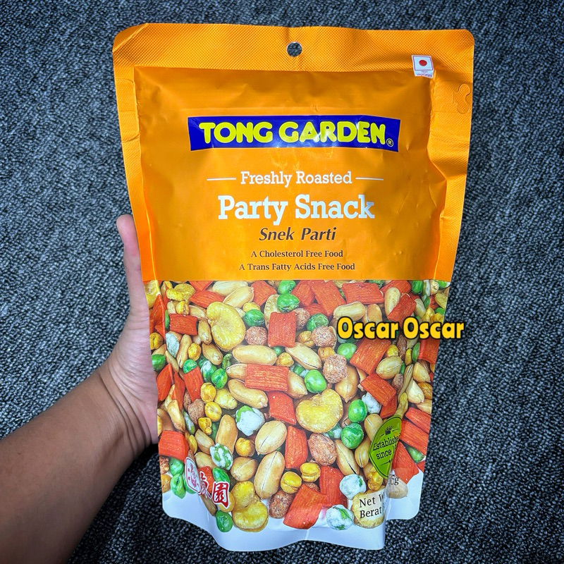 

Tong Garden Party Snack Mixed Nuts Muruku Kacang Premium Campur