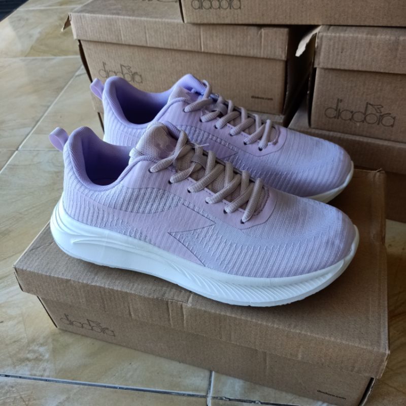 DIADORA KEENAN ORI SIZE 38