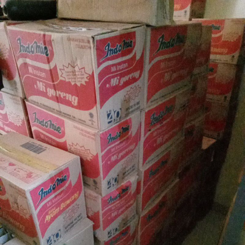 

Indomie goreng spesial 1 dus