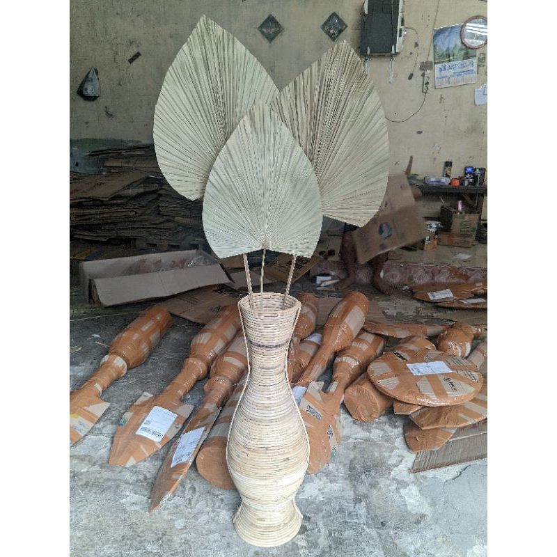 VAS ROTAN TINGGI 70 CM/VAS BUNGA/VAS BUNGA KERING/VAS SUDUT RUANGAN/VAS FOTO SHOOT/VAS RUANG TAMU