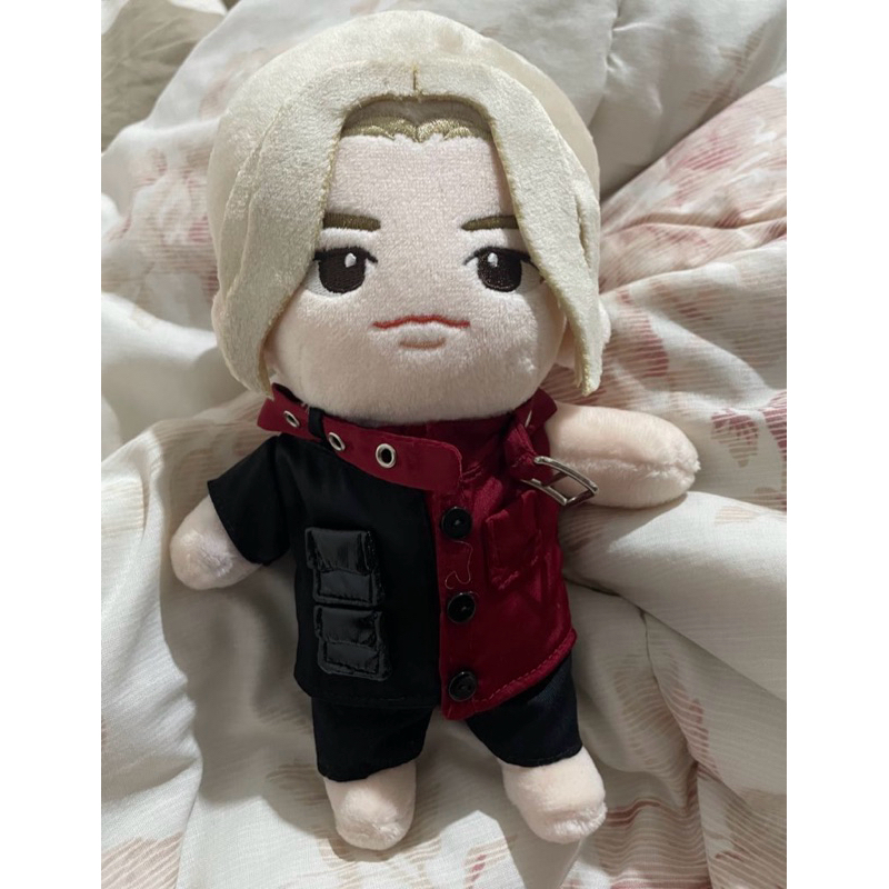 Hyunjin doll by @/SKZ_doll era ‘Go Live’