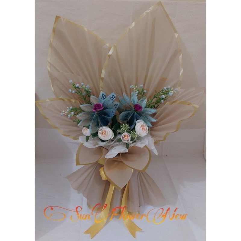 READY/ BUKET UANG DAN BUNGA / KADO ULANG TAHUN/ KADO WISUDA/ KADO CEWE/ BUKET BUNGA/ HADIAH
