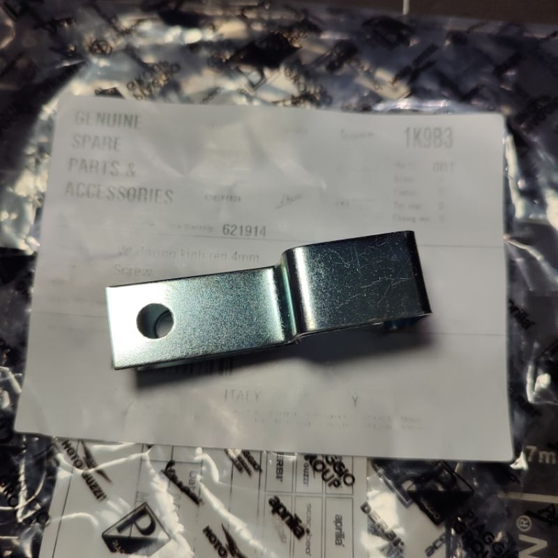 Tahanan Kuncian Kabel Gas Vespa Matic Original