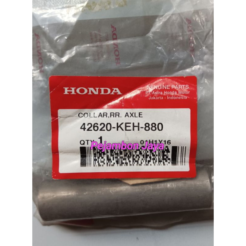 42620KEH880 COLLAR RR AXLE