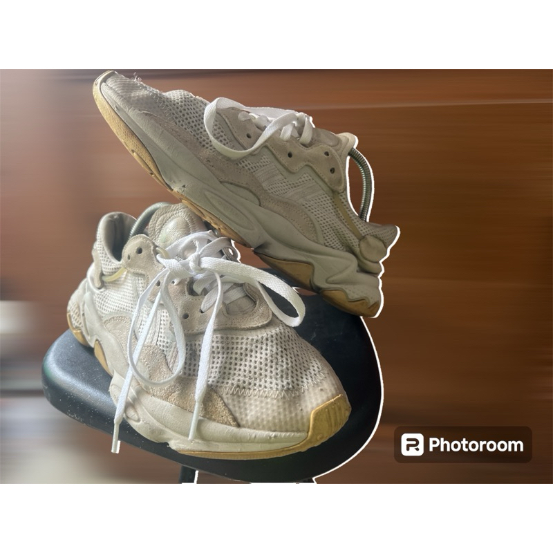 sepatu second adidas ozweego size 42,5 insole 27cm
