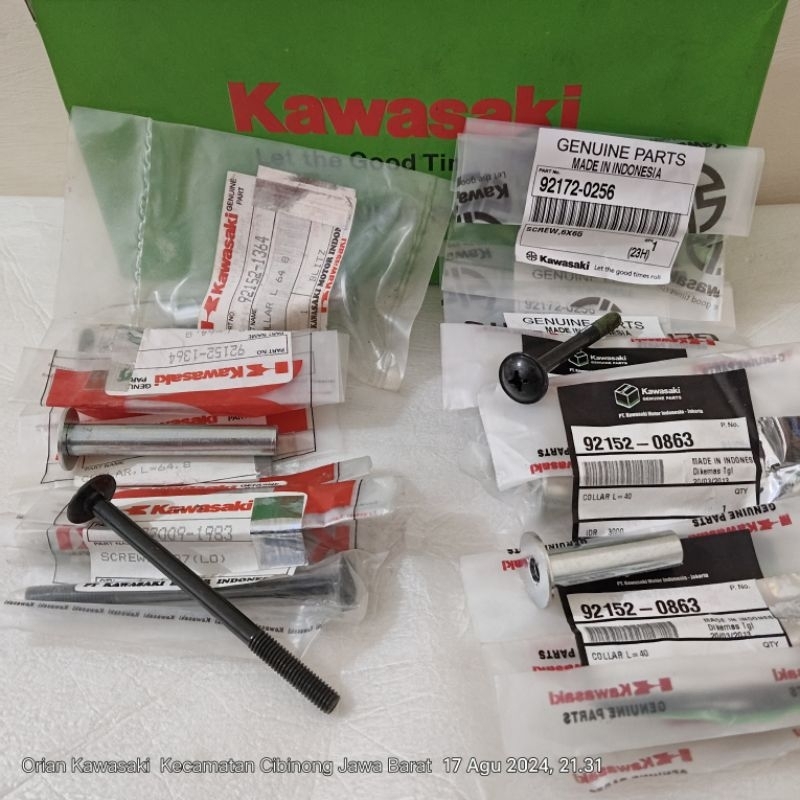 Baut dan collar sayap bawah kawasaki blitz edge kanan dan kiri original