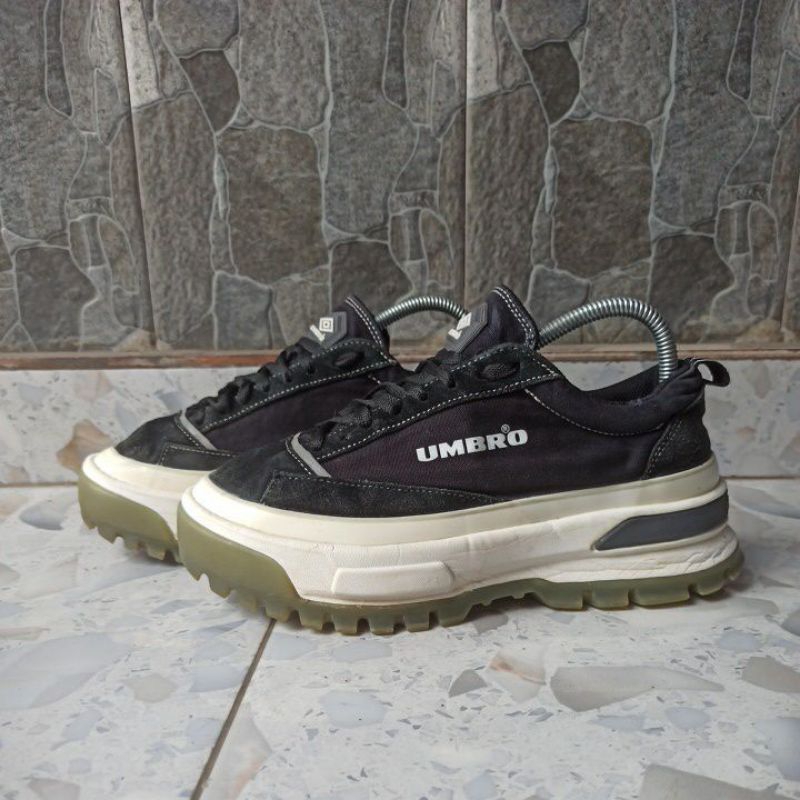 Sepatu UMBRO ORIGINAL 100%