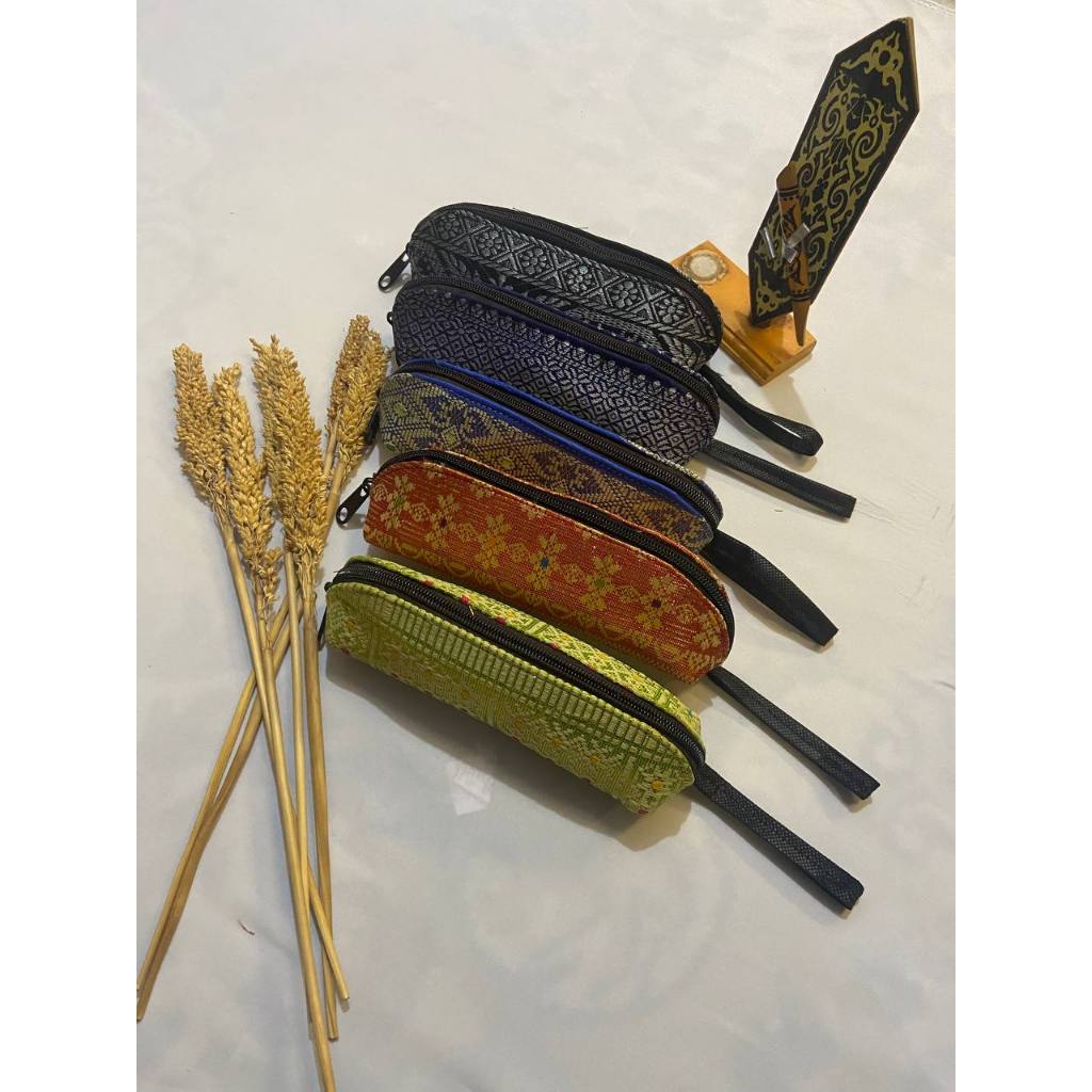 

Tempat Pensil Songket Ekslusif Bermacam Warna & Motif B