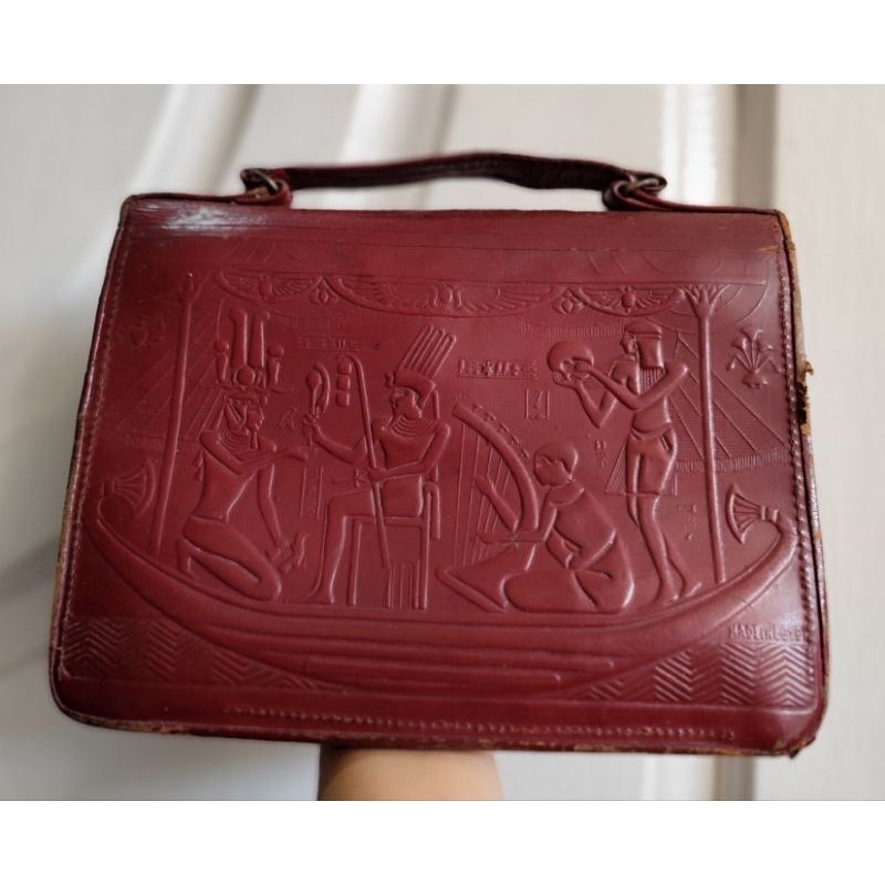 Tas Tangan Kulit Antik thn 1950  motif kerajaan Mesir Kuno Penemuan Langka 25cmX19cm