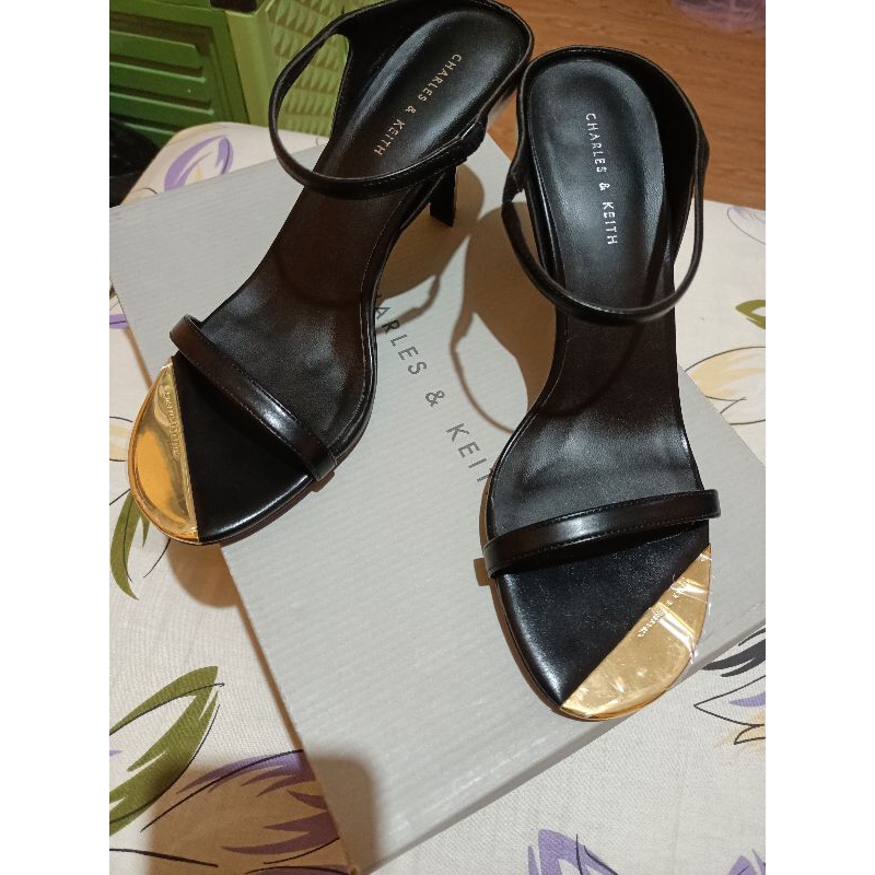 CHARLES & KEITH High Heels ORIGINAL