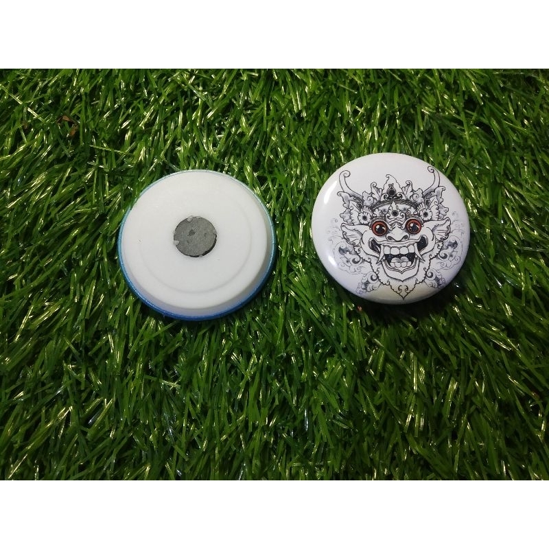 pin magnet barong