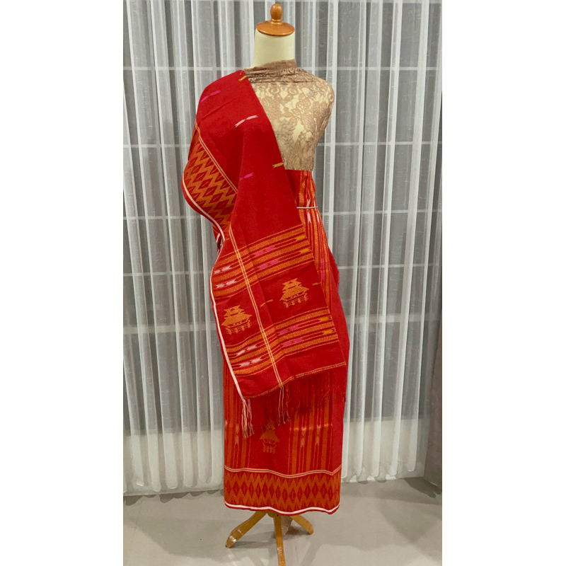 Setelan songket karo bahan semi sutra