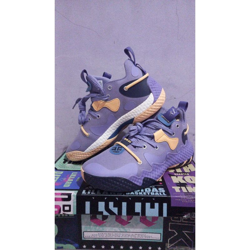 Sepatu Adidas Harden Vol.6, Size 40