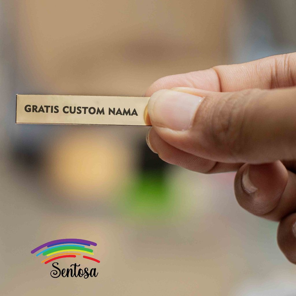 

Stiker Glossy Premium Gold Silver Free Custom Nama