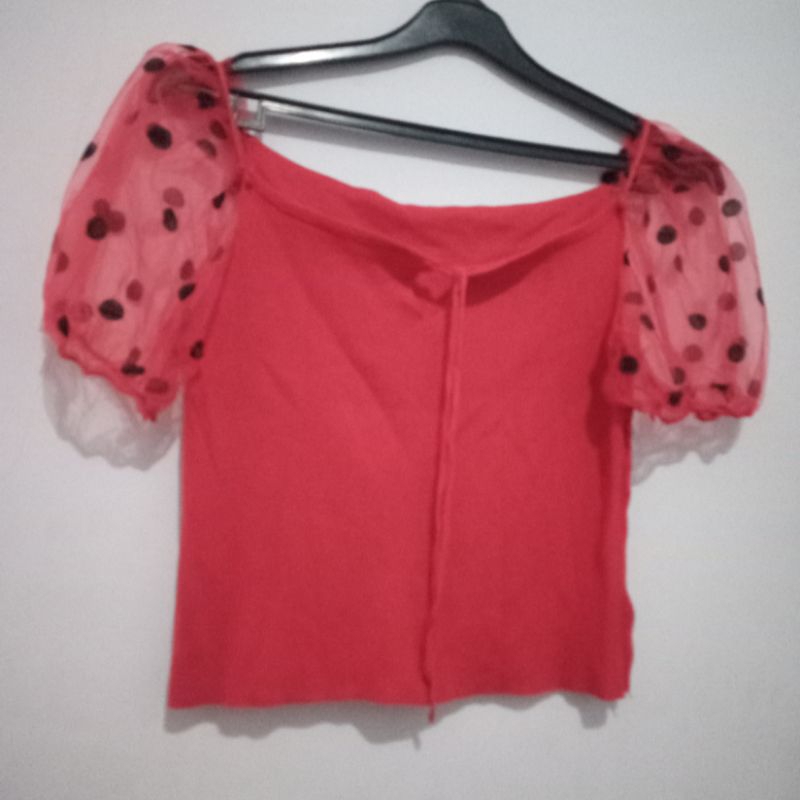 baju,atasan,wanita jumbo model sabrina motif lengan,polkadot,warna,merah,polos,,preloved