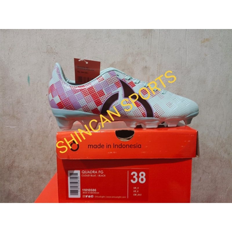 SEPATU BOLA ORTUSEIGHT QUADRA FG