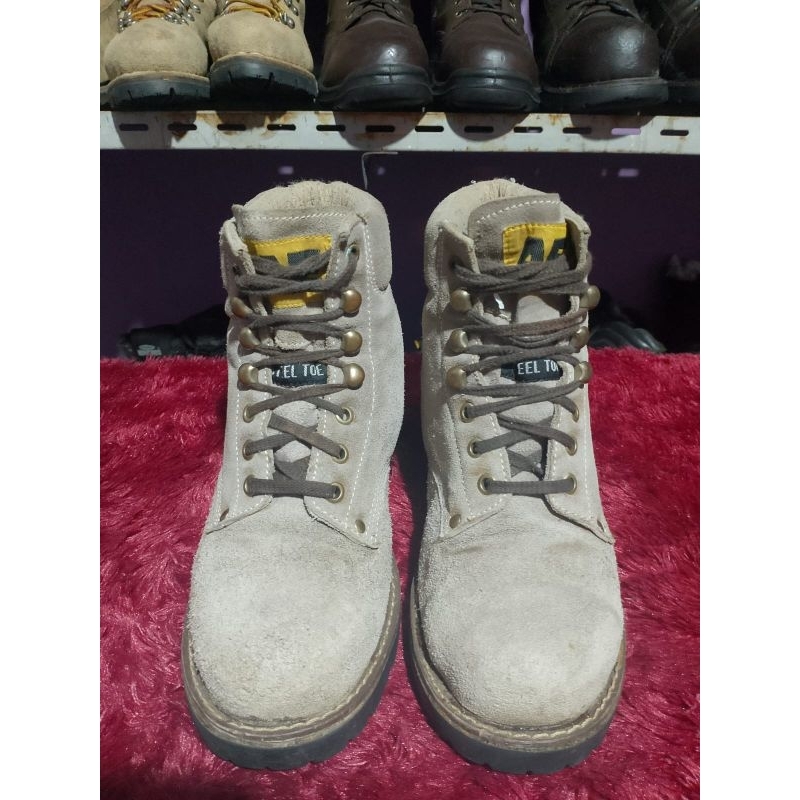 American Eagle Safety Boots