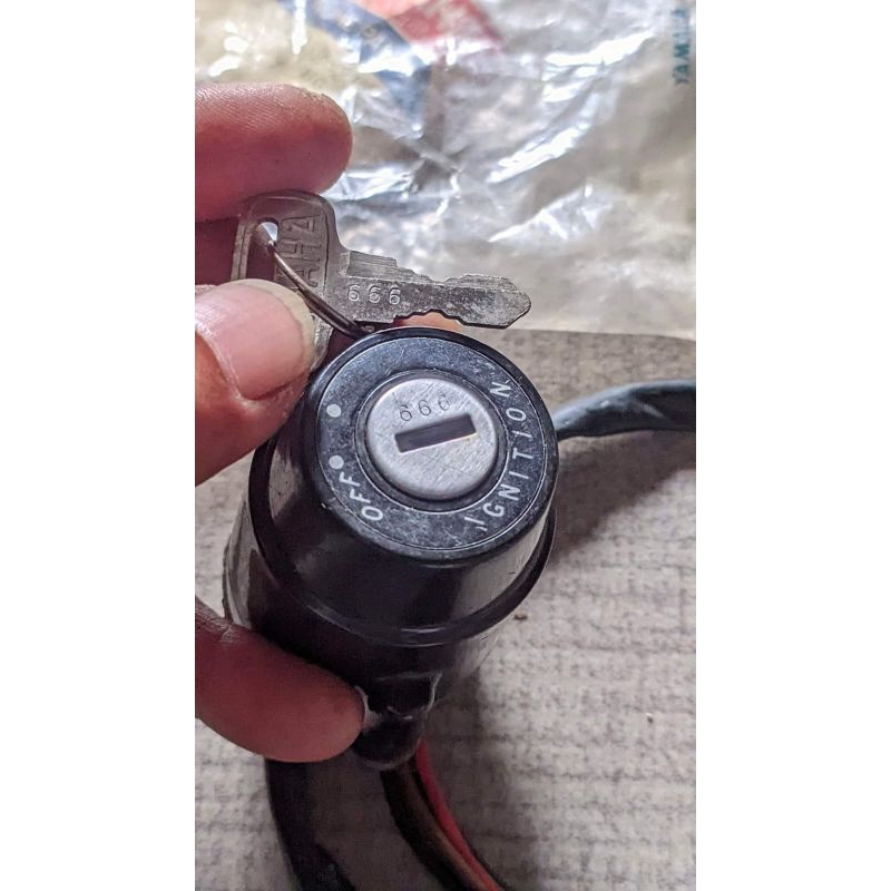 Kontak Yamaha DT 100 Original Nos