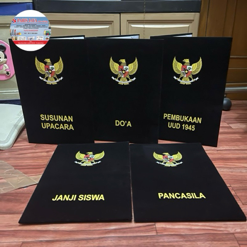 

Map sekolah map bludru kantor map upacara bendera 1 Set full (hitam)