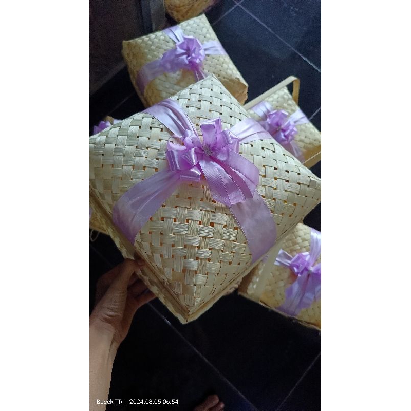 besek sokase/besek hampers 25x25cm