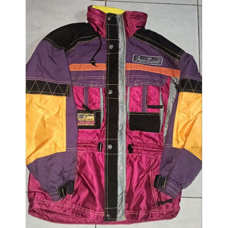 JAKET VINTAGE  SKI TREE ESSEL