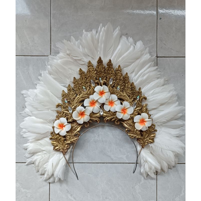 mahkota karnaval Bali