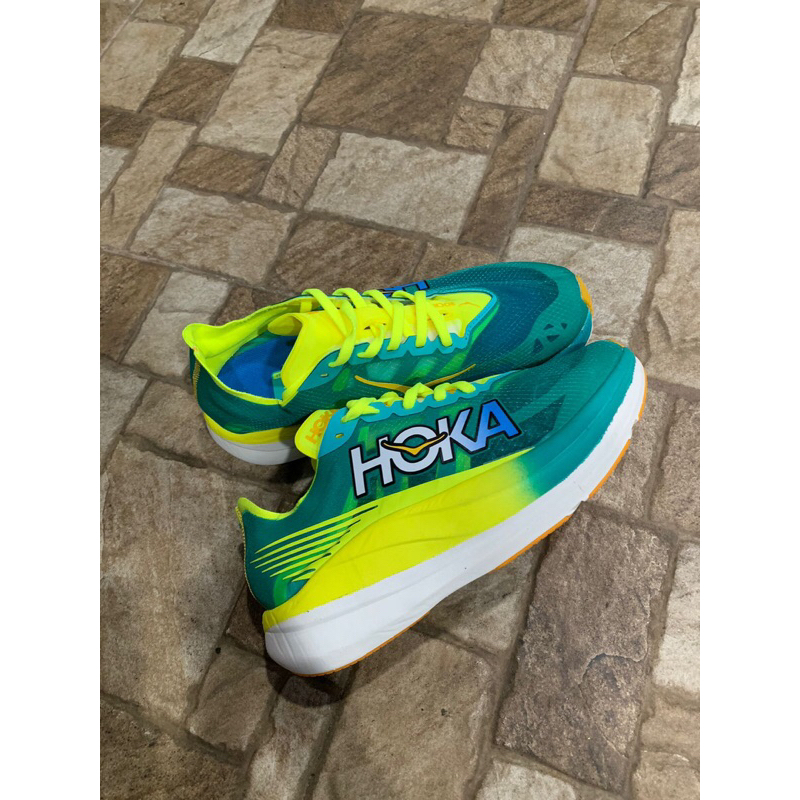 HOKA ONE ROCKET X2