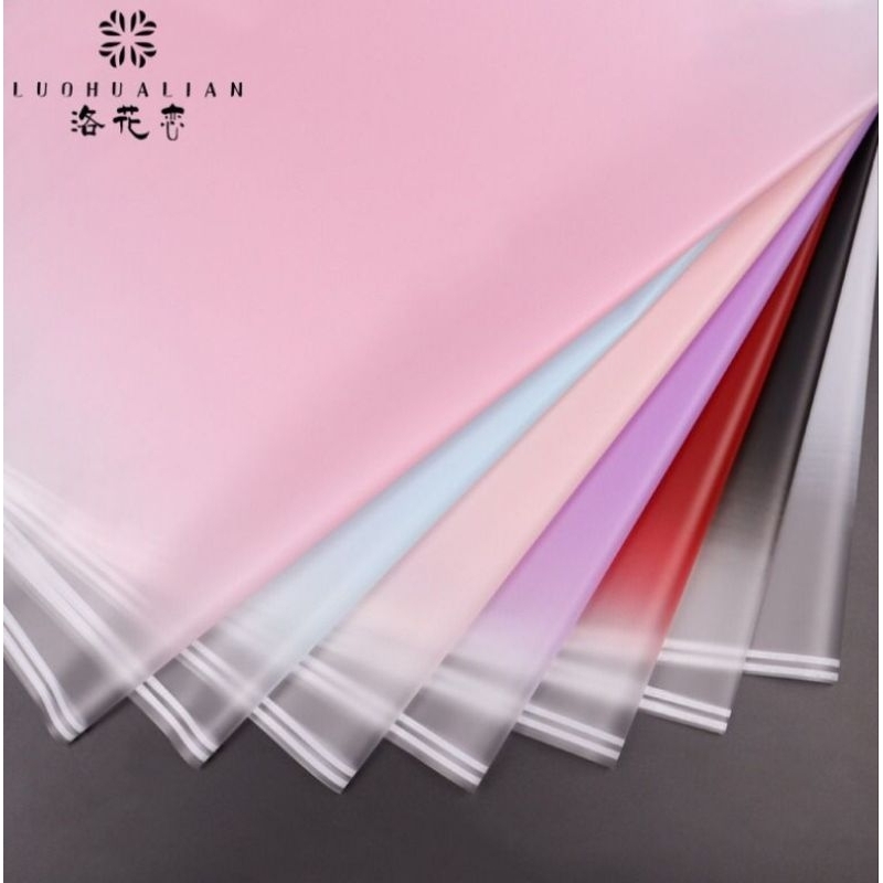 

kertas cellophane isi 20lembar (gradient double line)