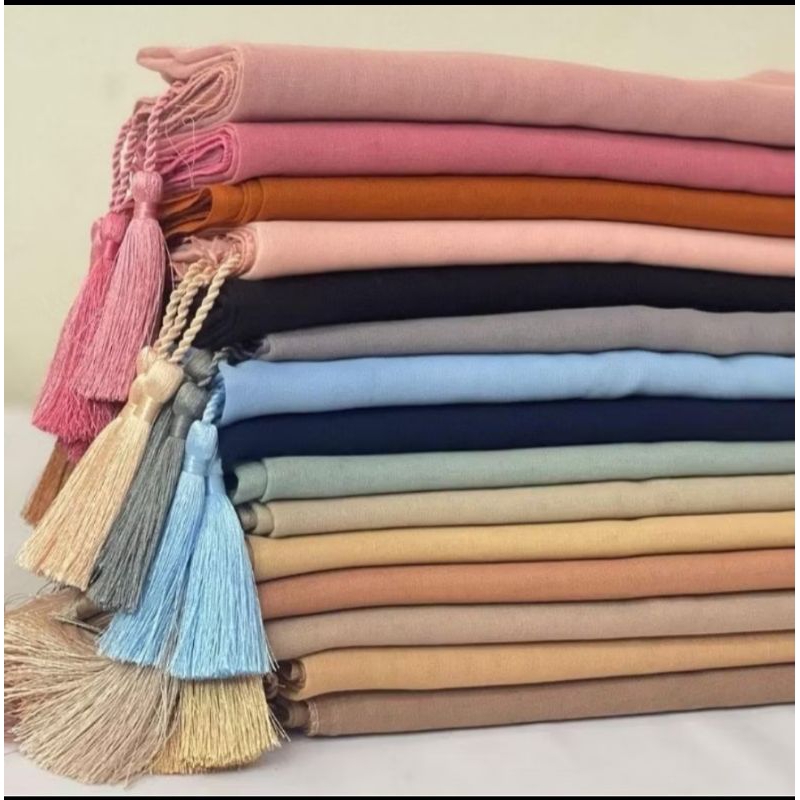 hijab segi empat pom pom paris tassel/jilbab segi empat polos premium tassel warna percoklatan