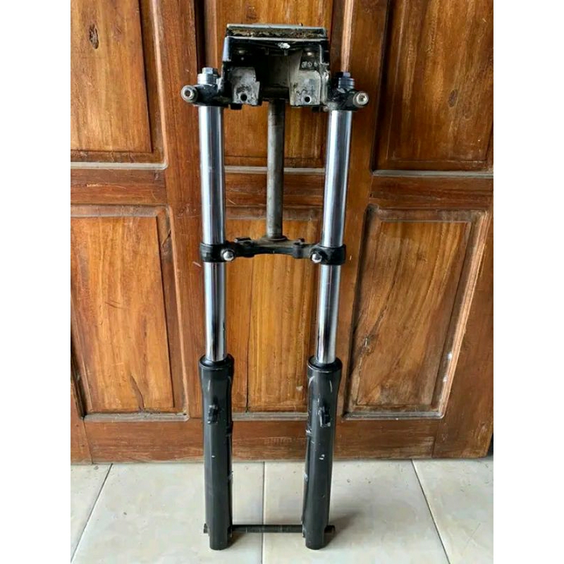 SKOK SHOCKBREAKER DEPAN TIGER TIREV ORIGINAL copotan