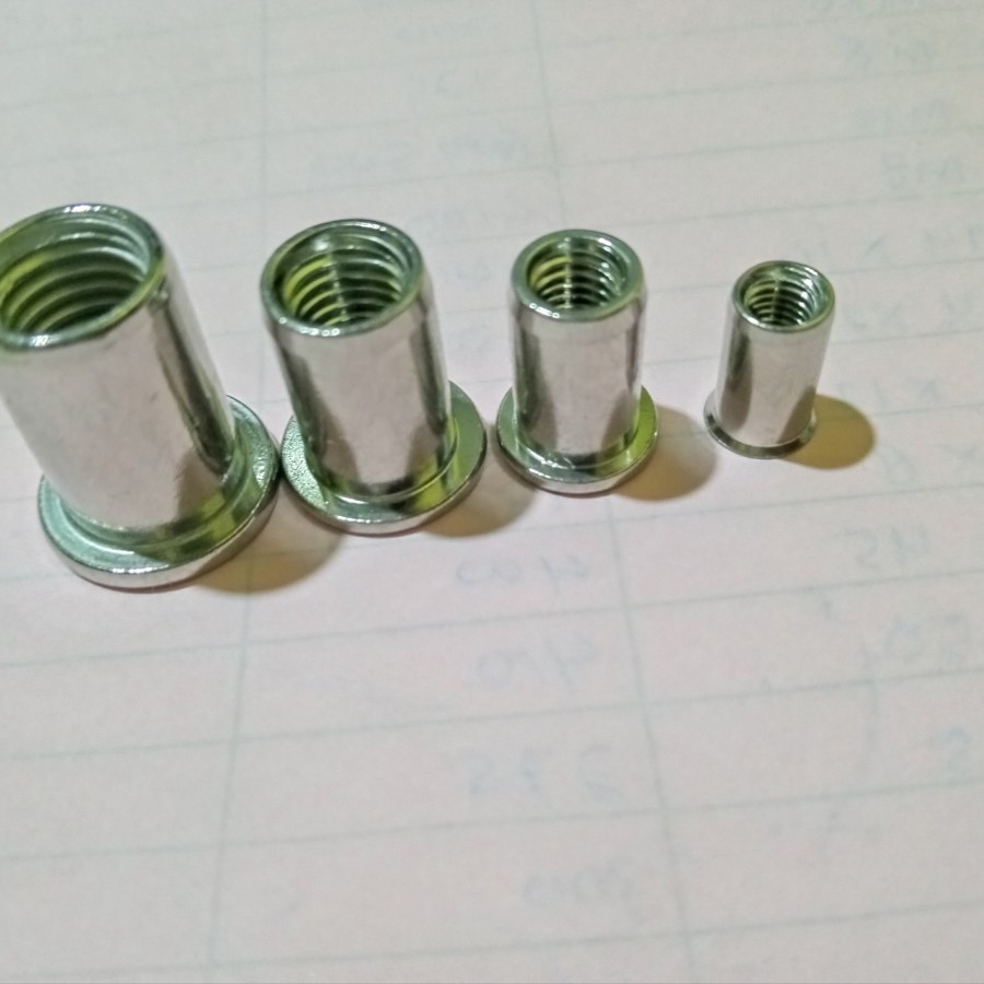 mur rivet/nut rivet furniture M5 pitch 0.8 stainless sus 304