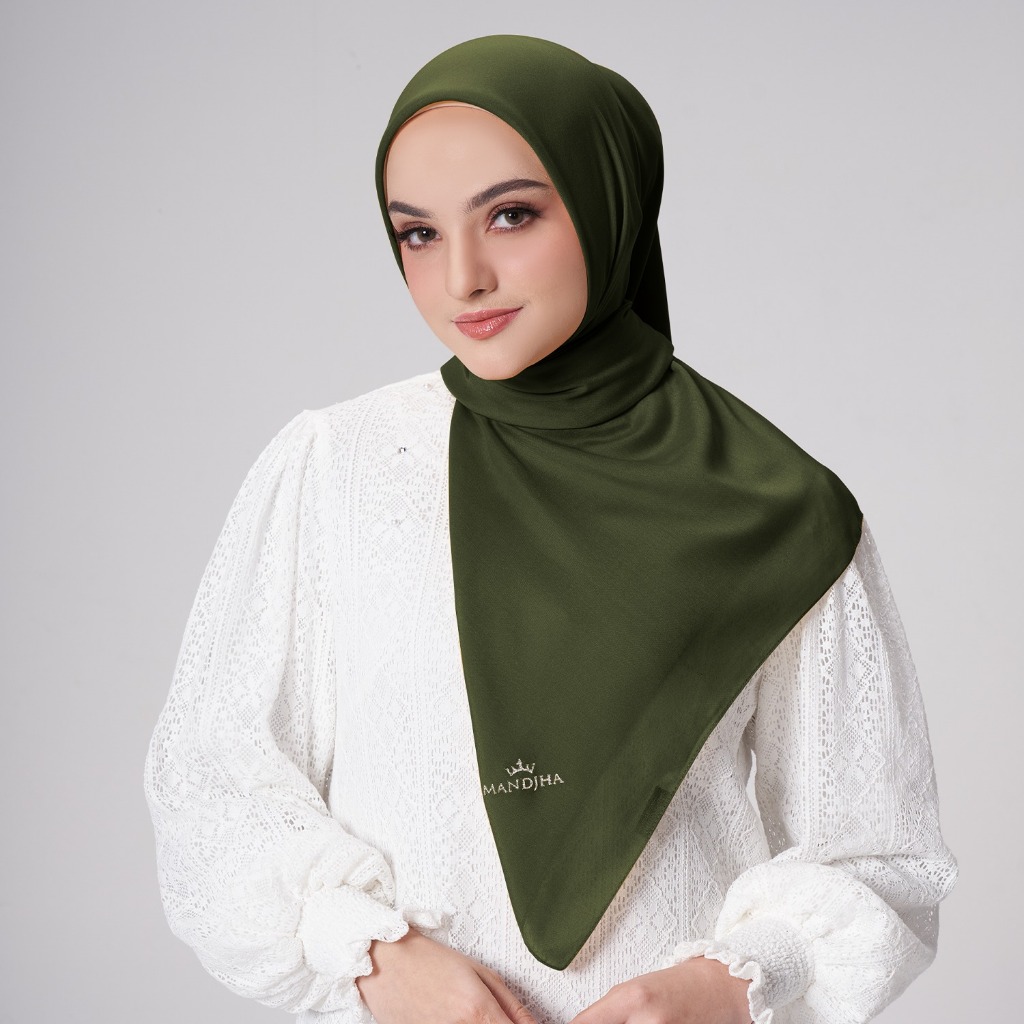 MANDJHA Essential Army Green 109 Scarf By IVAN GUNAWAN - Jilbab Hijab Segi Empat Polos ORIGINAL MAND