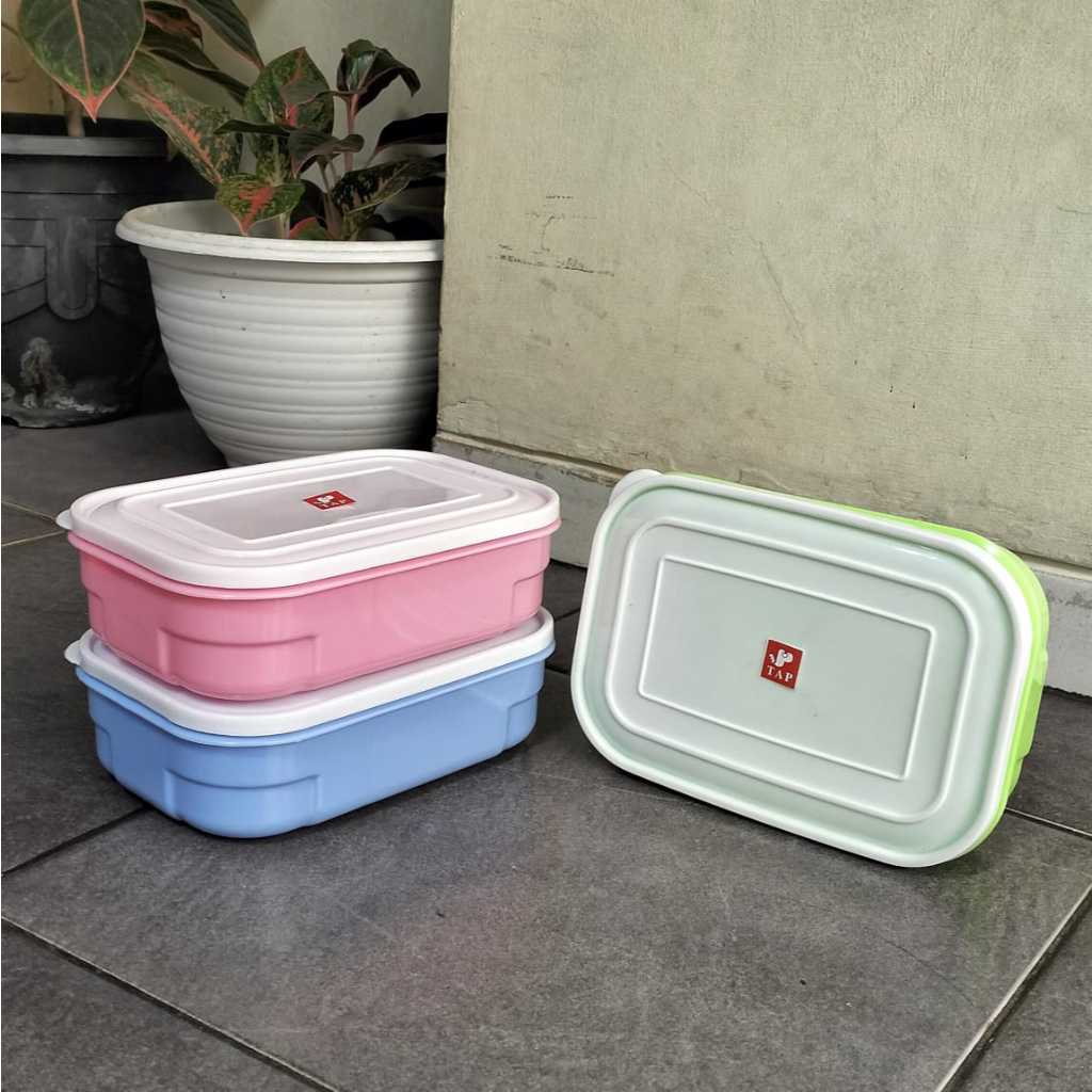 Misting Lunch Box / Kotak Makan Tap Plastik / Kotak Wadah Bekal / Omprong Sekat Dua