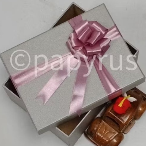 

STAR PAPYRUS 15x2 Tinggi 5cm Kotak Kado Gift Box Hadiah KOTA KADO V1