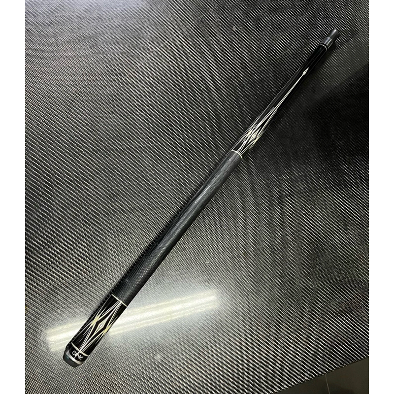 Predator Blak 3-4 Pool Cue Stick play