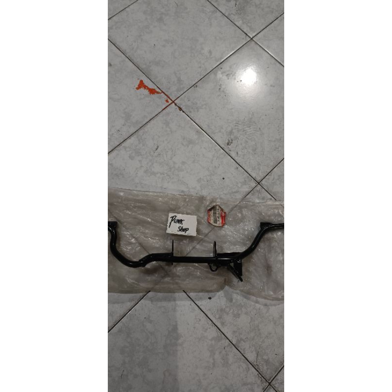 Besi Barstep depan Suzuki GP100 original