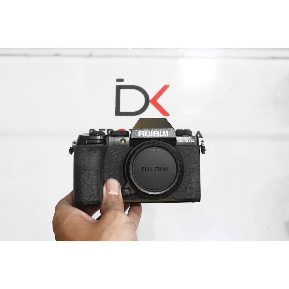 SECOND KAMERA FUJIFILM X-S10 BODY ONLY KODE 223