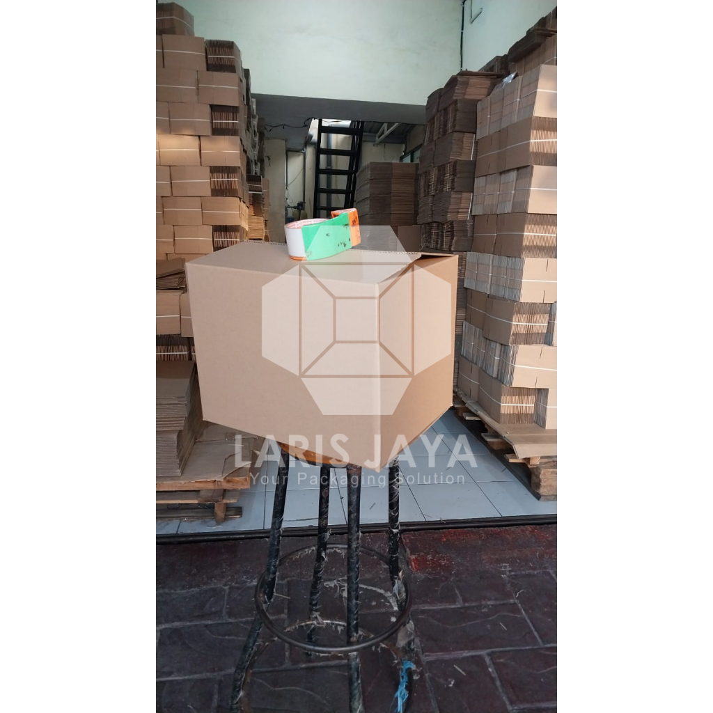 

Kardus / Box / Karton / Kotak Packing Polos Jumbo Besar Pindahan Baru - 40 x 30 x 30 cm ( Kardus 40 x 30 x 30 cm )