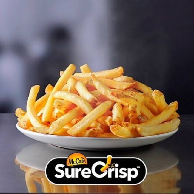 McCain SureCrisp French Fries 500gr / 2,5 kg Kentang Shoestring Batter Coated