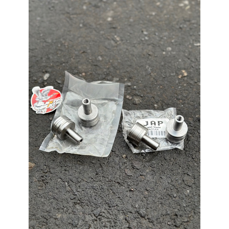 Dudukan skok atas cb gl100 pangkon skok atas cb gl100 di manisan rangka JAP nganjuk pangkon skok ata